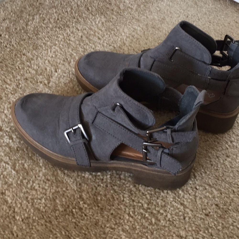 Adorable combat look bootie